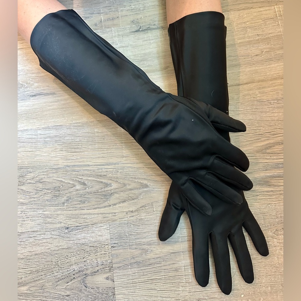 1950’s Vintage Black Satin Gloves